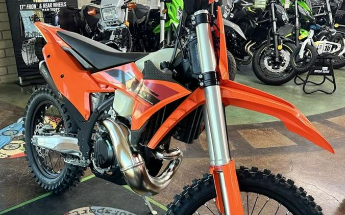 2025 KTM 250 XC