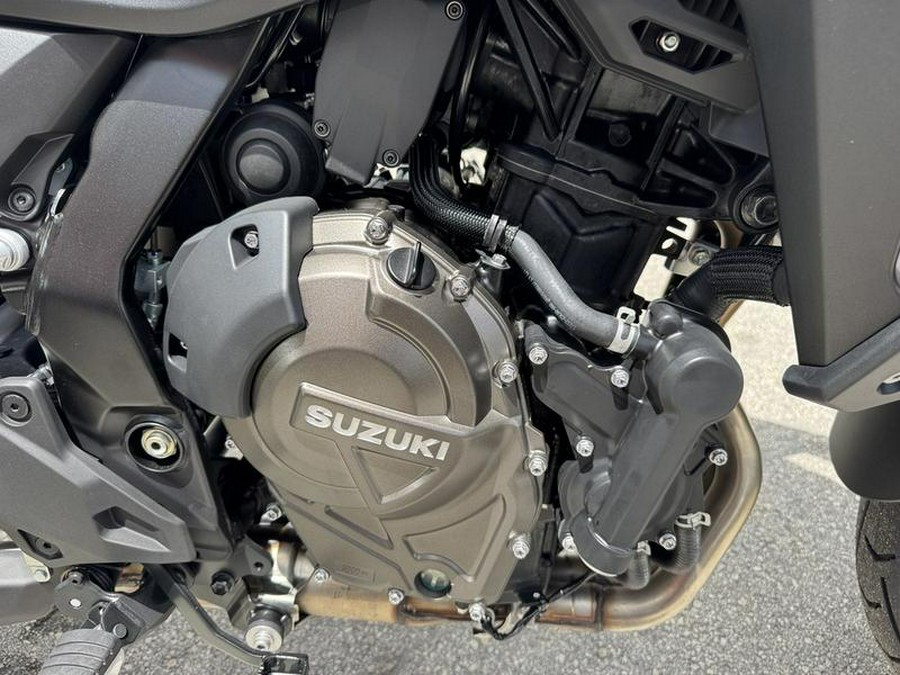 2025 Suzuki V-STROM 800