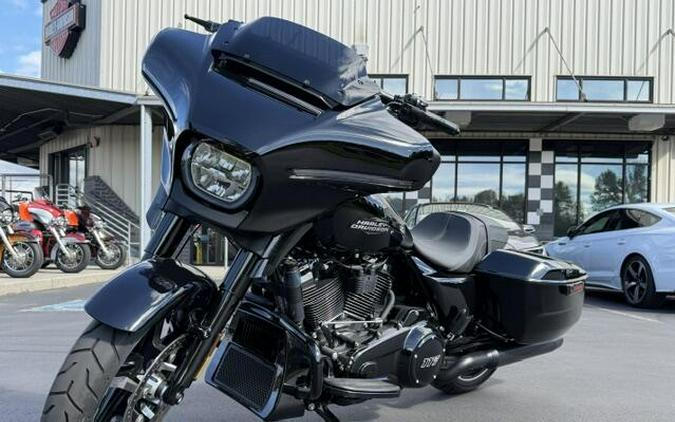 2025 Harley-Davidson Street Glide FLHX