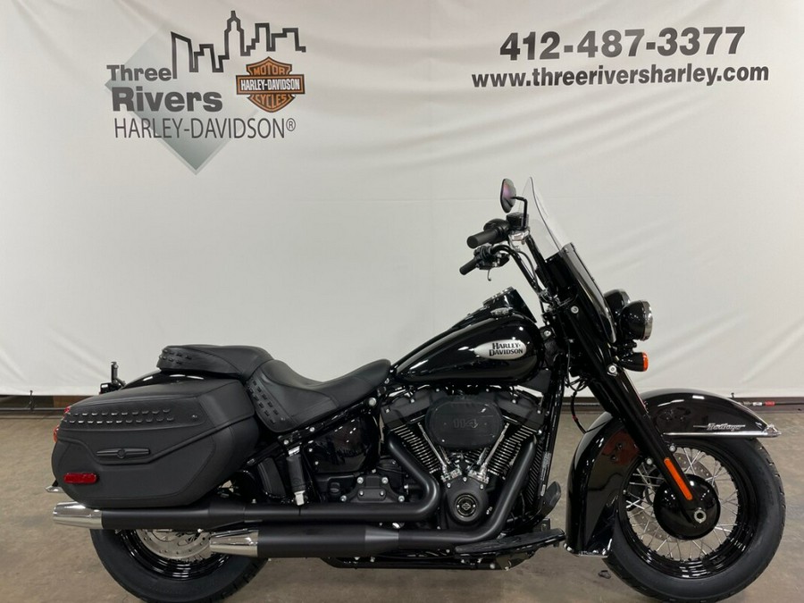 2023 Harley-Davidson® Heritage Classic Vivid Black