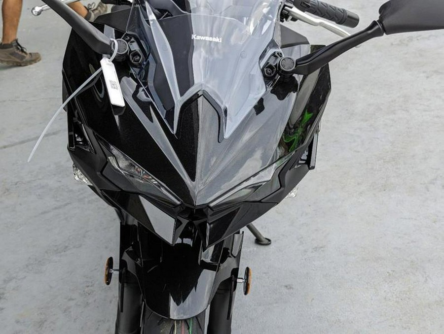 2024 Kawasaki Ninja® 500