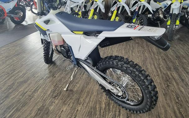 2025 Husqvarna TE 300