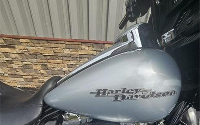 2014 Harley-Davidson® FLHX - Street Glide®