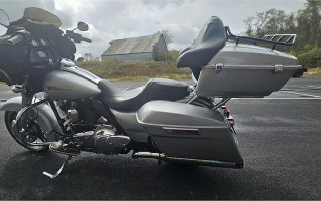 2014 Harley-Davidson® FLHX - Street Glide®