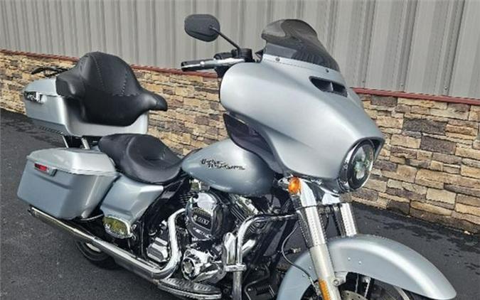 2014 Harley-Davidson® FLHX - Street Glide®