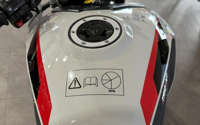 2026 Triumph Trident 800