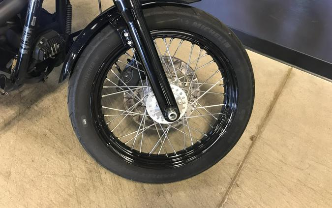 2015 Harley-Davidson Street Bob FXDB