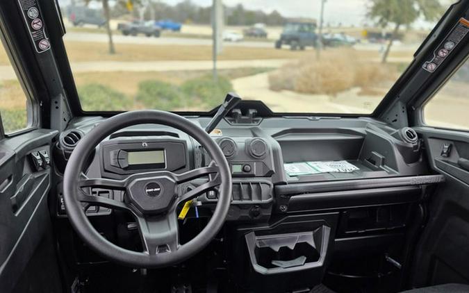 2026 Can-Am Defender MAX DPS CAB HD10