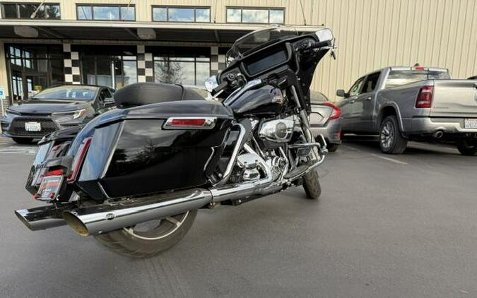 2024 Harley-Davidson Street Glide FLHX