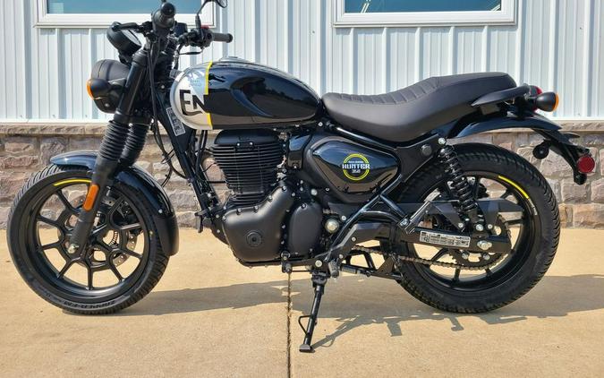 2023 Royal Enfield Hunter 350 Rebel Black