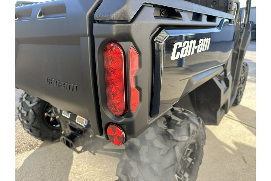 2024 Can-Am DEFENDER XT HD9