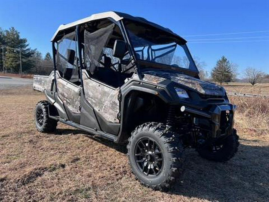 2025 Honda Pioneer 1000-6 Deluxe Crew