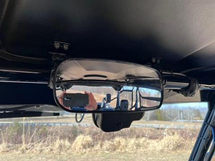 2025 Honda Pioneer 1000-6 Deluxe Crew