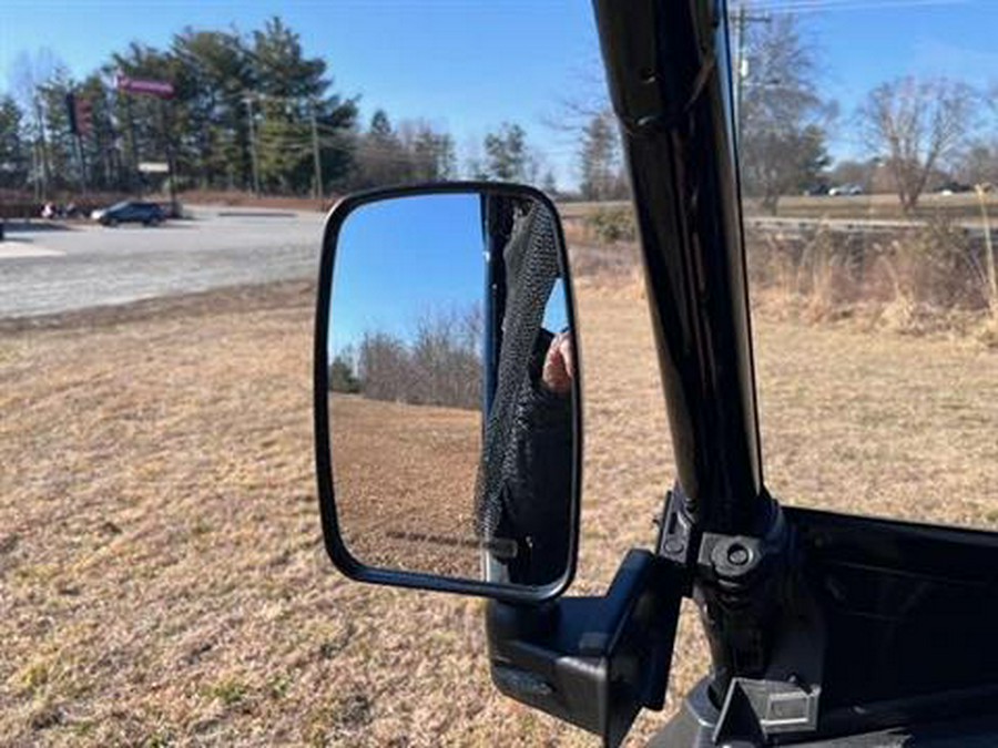 2025 Honda Pioneer 1000-6 Deluxe Crew