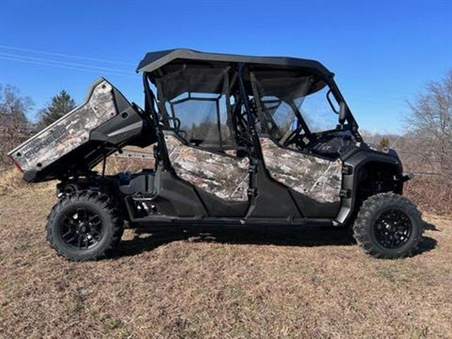 2025 Honda Pioneer 1000-6 Deluxe Crew