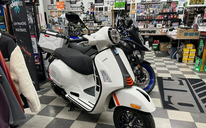 2023 Vespa GTS Super 300 Sport