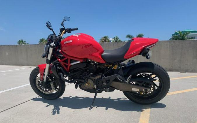 2015 Ducati Monster 821