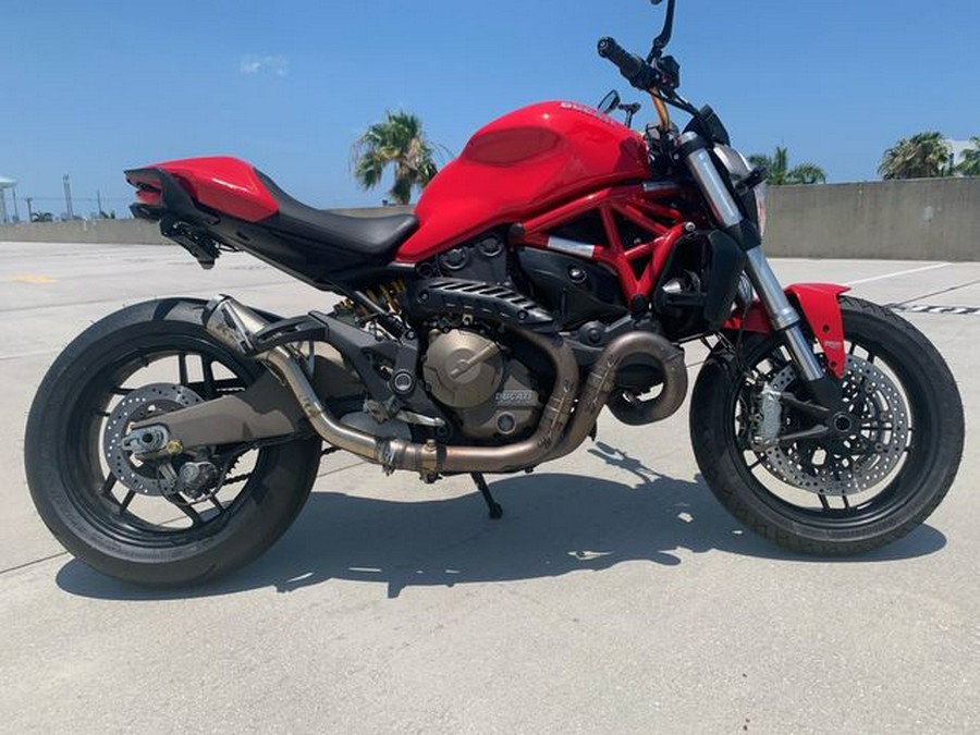 2015 Ducati Monster 821