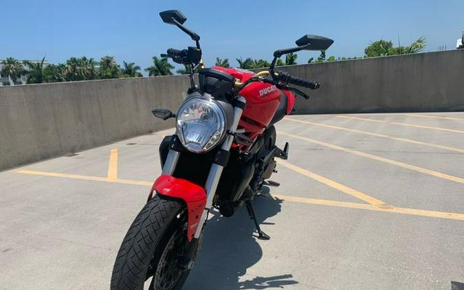 2015 Ducati Monster 821