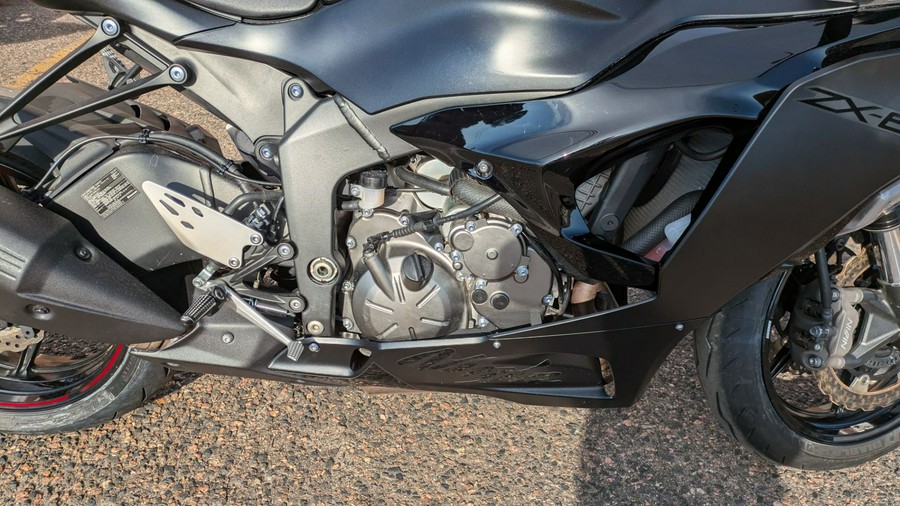 2023 Kawasaki Ninja ZX-6R ABS