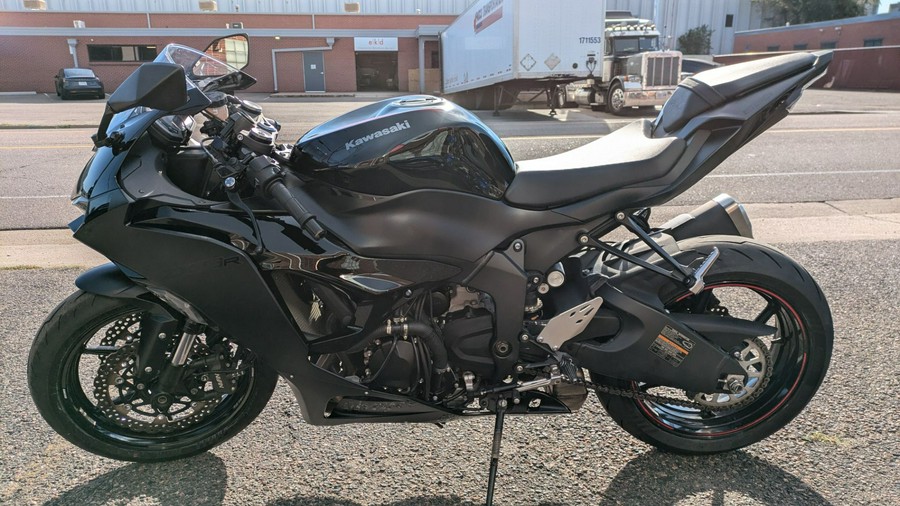 2023 Kawasaki Ninja ZX-6R ABS