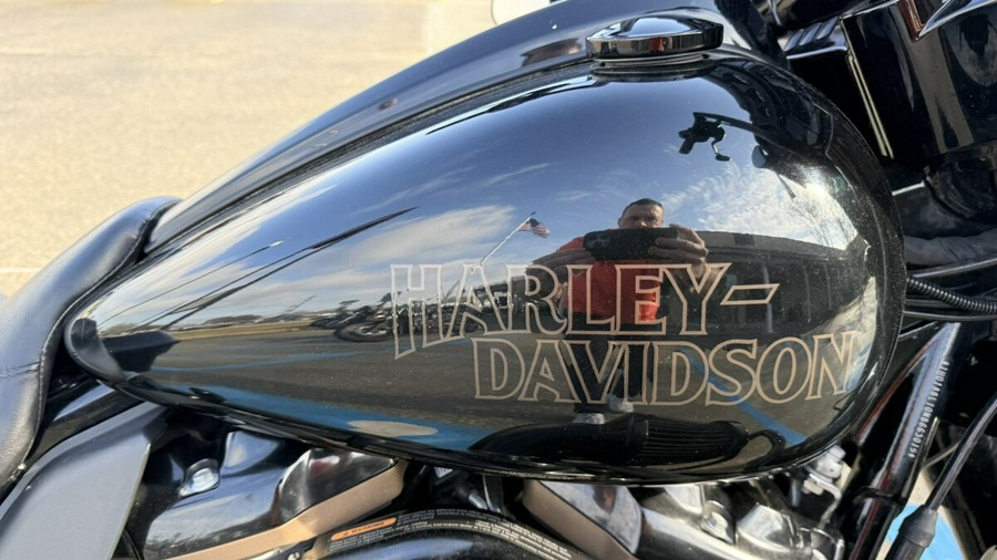 2022 Harley-Davidson® Street Glide® ST