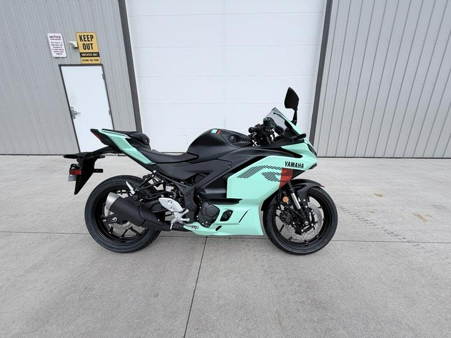 2026 Yamaha Cycle YZF-R3 ABS