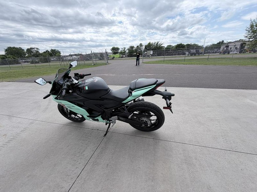 2026 Yamaha Cycle YZF-R3 ABS
