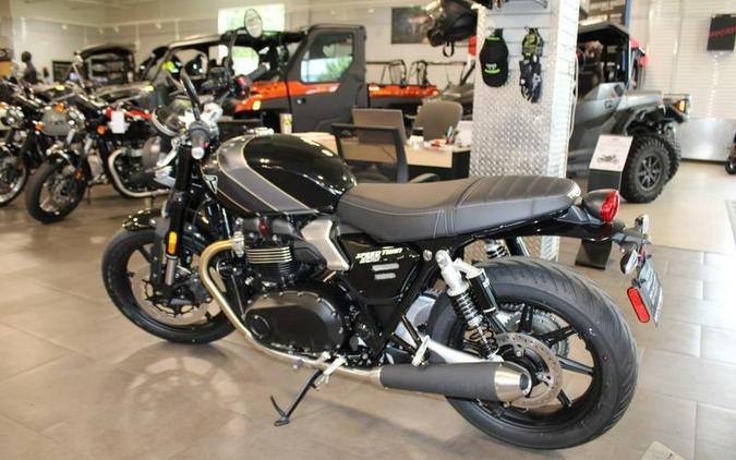 2026 Triumph Speed Twin 900 Aluminium Silver/Carnival Red/Jet Black
