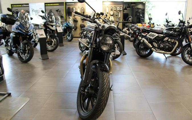 2026 Triumph Speed Twin 900 Aluminium Silver/Carnival Red/Jet Black