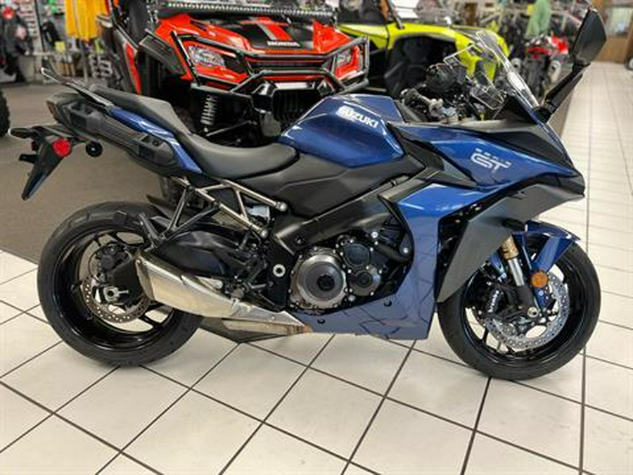 2022 Suzuki GSX-S1000GT+