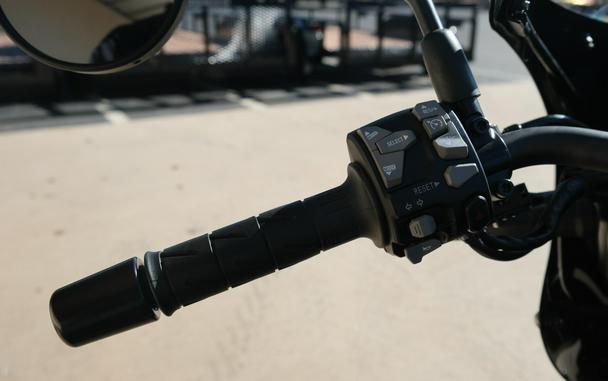 2026 KAWASAKI ZR900RS ABS