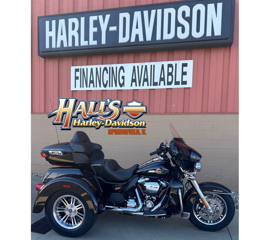 2024 Harley-Davidson Tri Glide Ultra Vivid Black