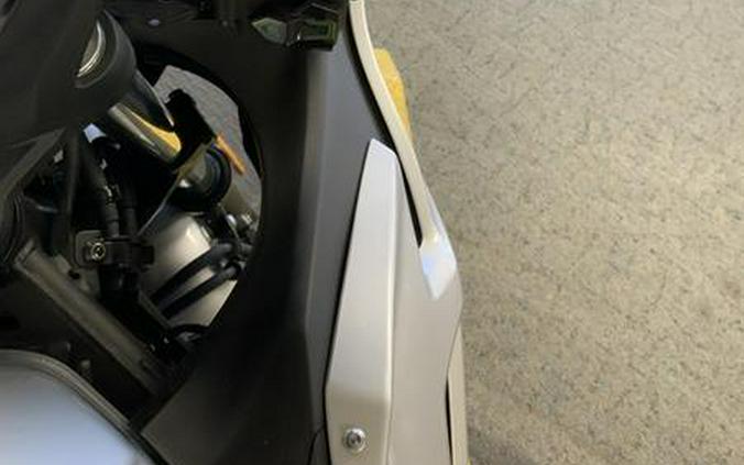 2024 Kawasaki Ninja® 7 Hybrid ABS