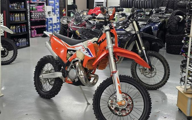 2023 KTM XC 150 W