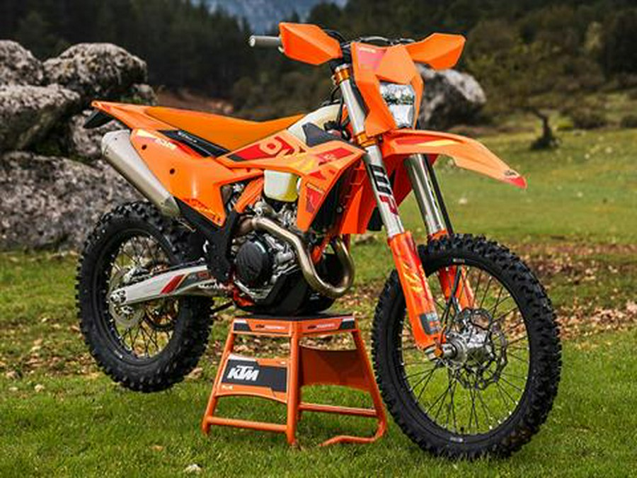 2025 KTM 500 EXC-F Six Days