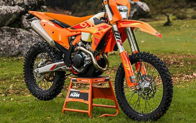 2025 KTM 500 EXC-F Six Days