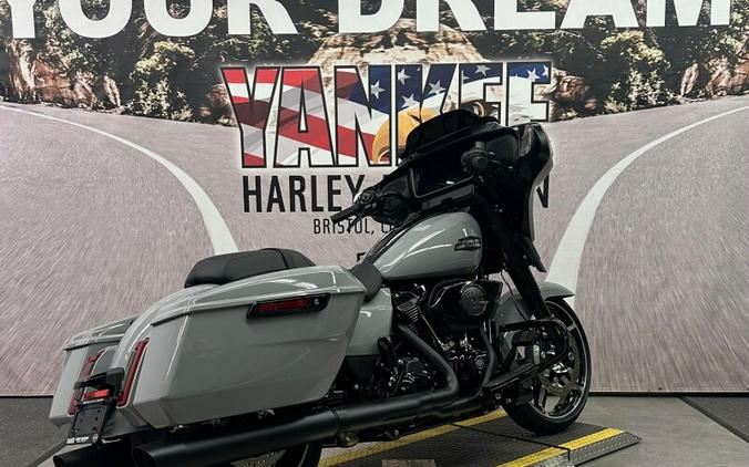 2026 FLHX Street Glide®