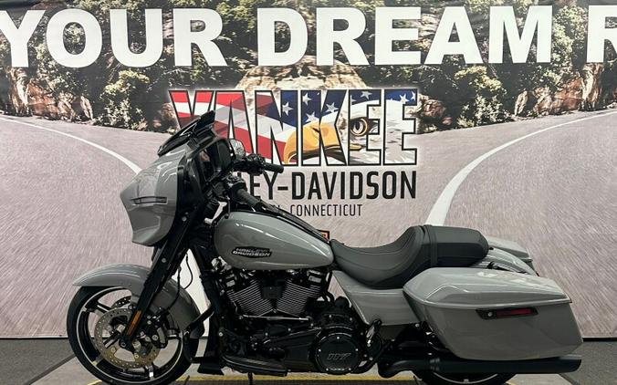 2026 FLHX Street Glide®