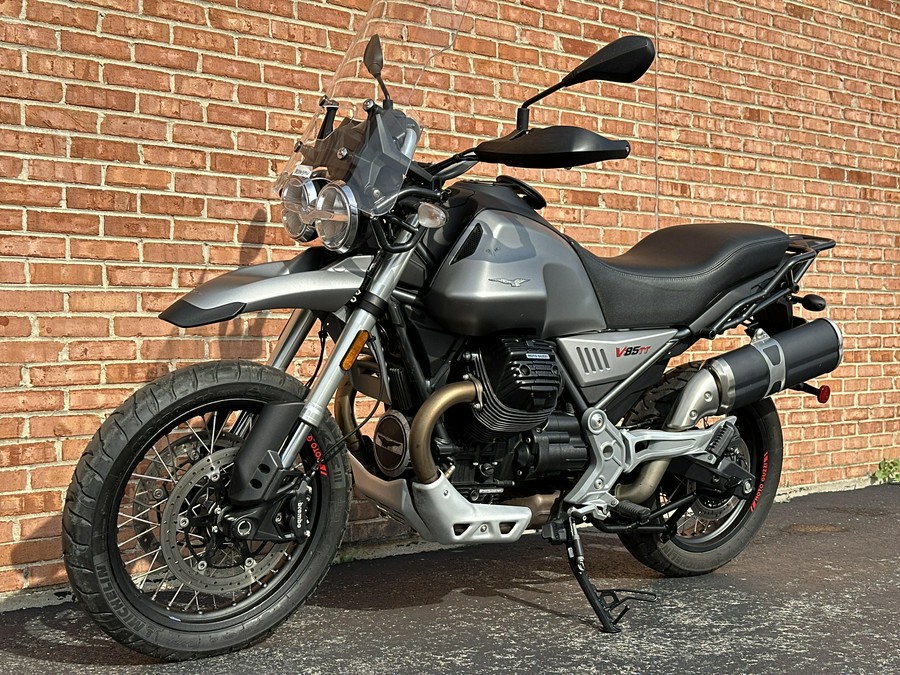 2020 Moto Guzzi V85 TT Adventure
