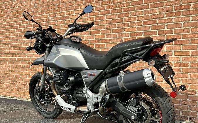2020 Moto Guzzi V85 TT Adventure
