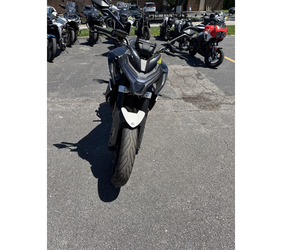 2024 CF MOTO 800 NK