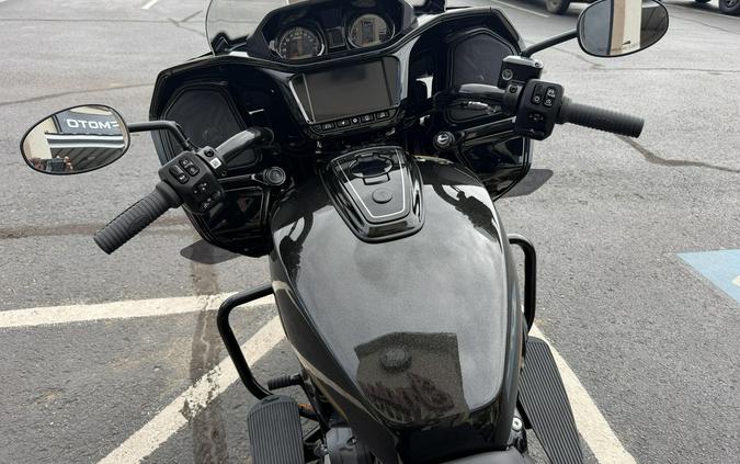 2026 INDIAN MOTORCYCLE CHALLENGER DARK HORSE WITH 112 AND AUDIO PACKAGE