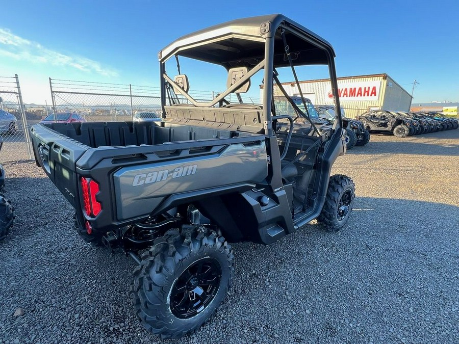 2024 Can-Am® Defender XT HD9