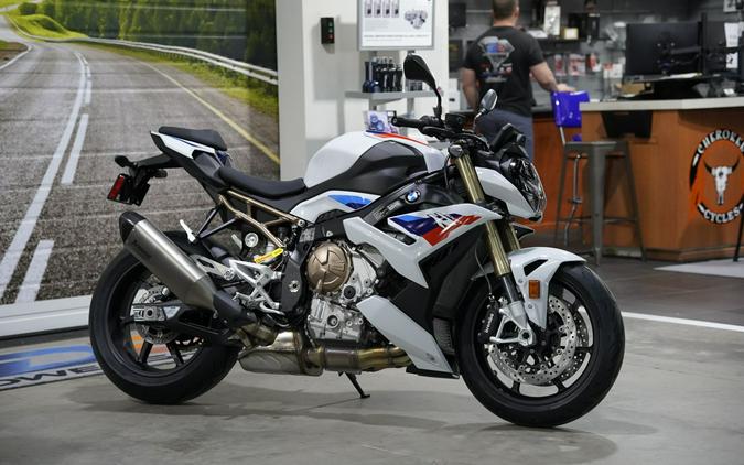 2024 BMW S 1000 R