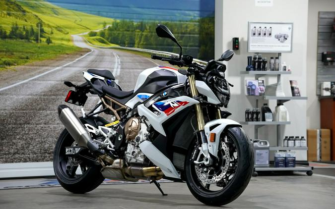 2024 BMW S 1000 R