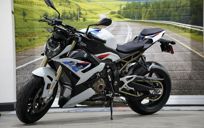 2024 BMW S 1000 R