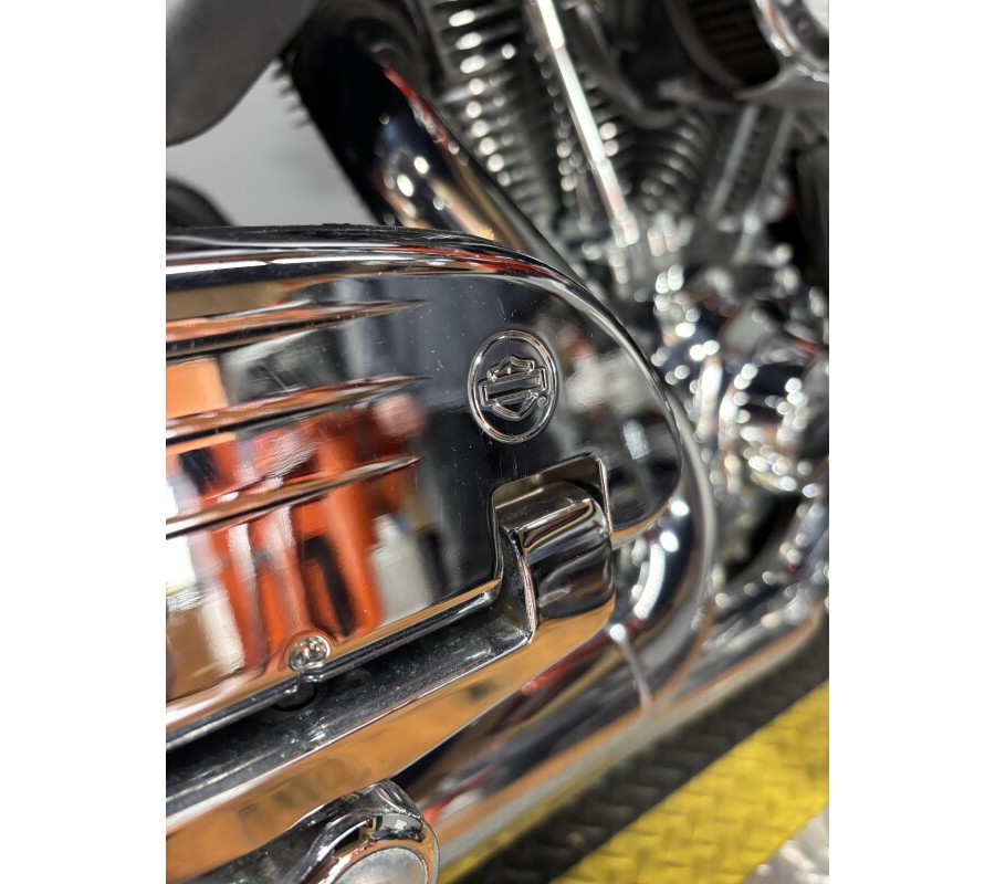 2013 Harley-Davidson® CVO™ Ultra Classic® Electra Glide® TRIB ORNG/SLATE W/ PINSTRIP