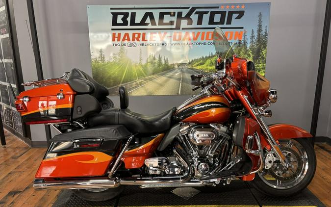 2013 Harley-Davidson® CVO™ Ultra Classic® Electra Glide® TRIB ORNG/SLATE W/ PINSTRIP
