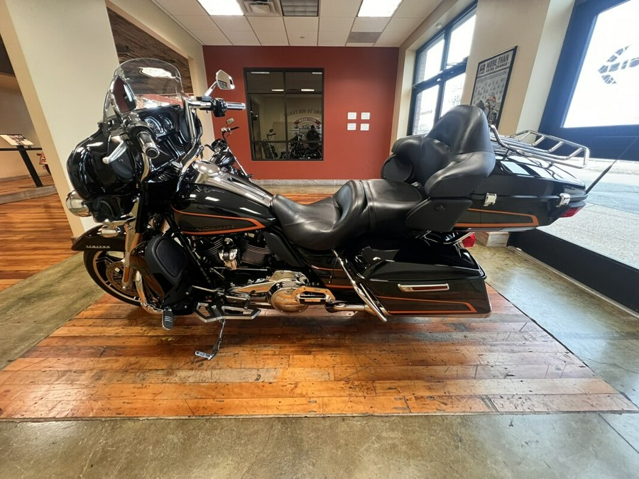 2022 Harley-Davidson Ultra Limited Apex